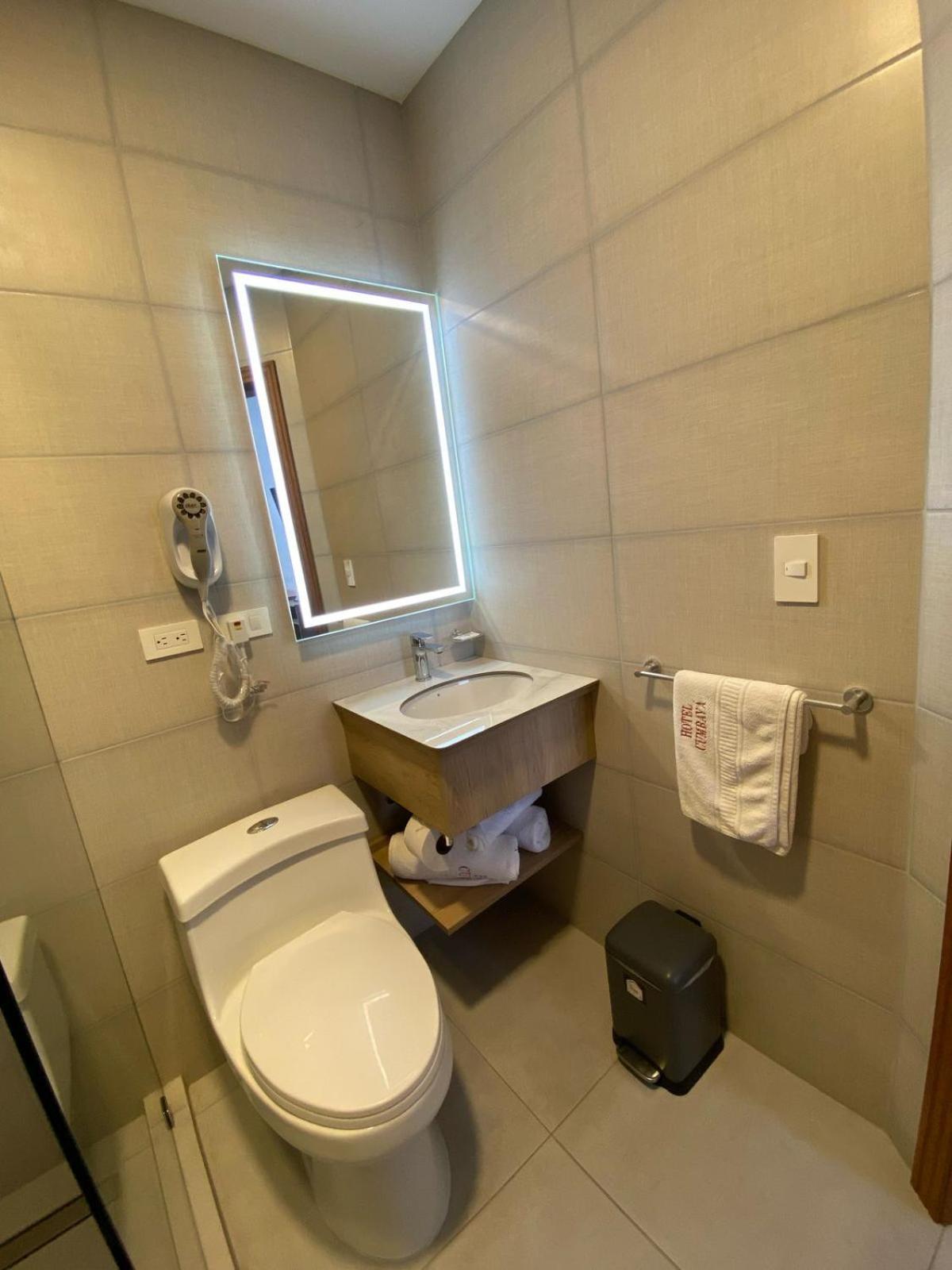 Hotel Cumbaya Sanvy キト エクステリア 写真