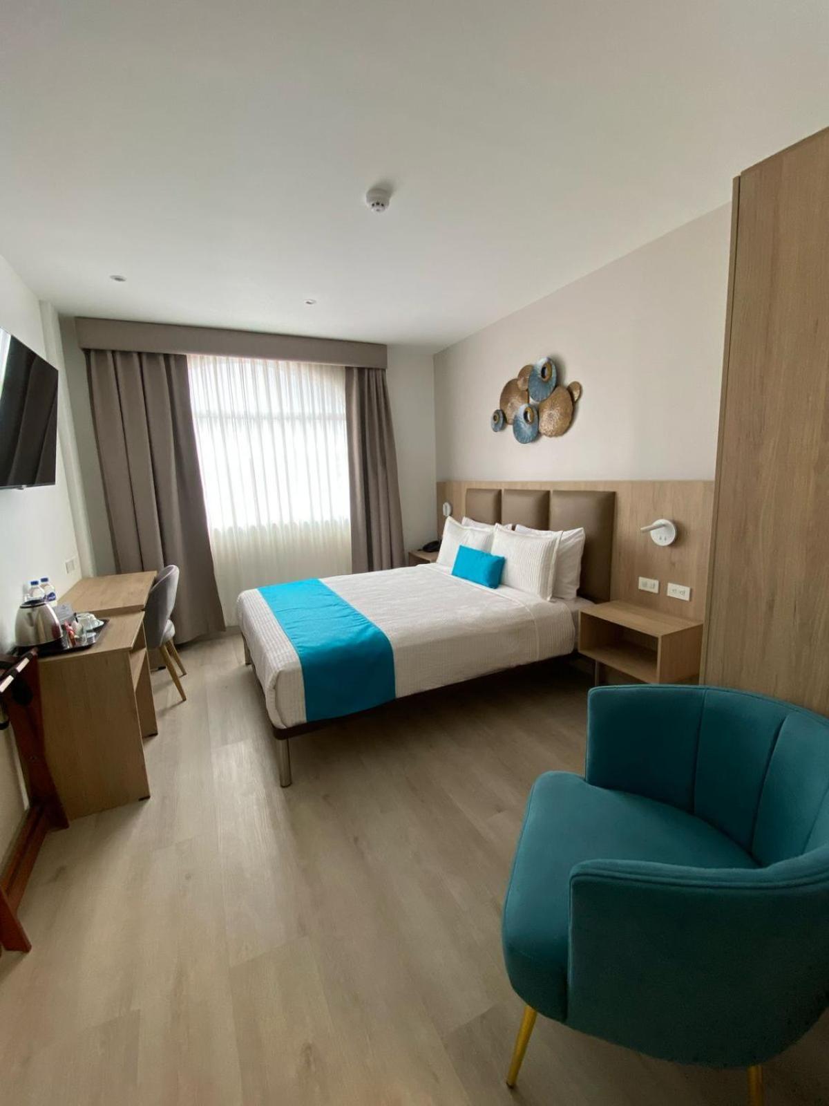 Hotel Cumbaya Sanvy キト エクステリア 写真